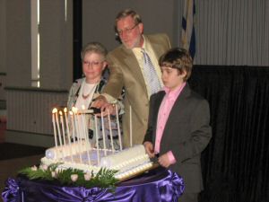 000IMG_1241.brenner.candle.JPG